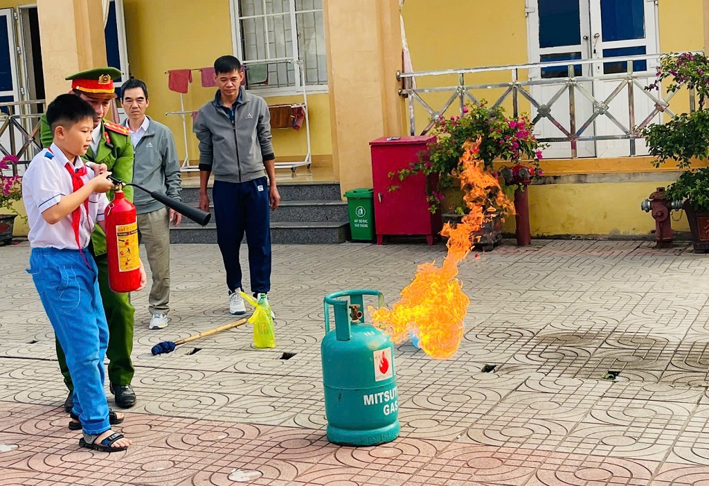 Tổ chức thực hành ngay tại buổi tuyên truyền