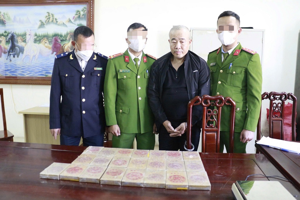 Công an Nghệ An: Triệt xóa đường dây mua bán trái phép chất ma túy, thu giữ 22 bánh hêrôin