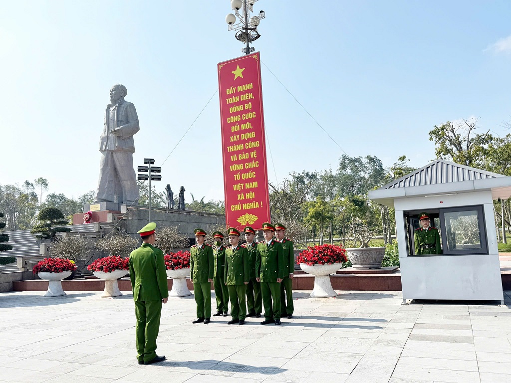 Triển khai đồng bộ biện pháp bảo vệ an toàn tuyệt đối các hoạt động vui Xuân đón Tết diễn ra tại Quảng trường Hồ Chí Minh