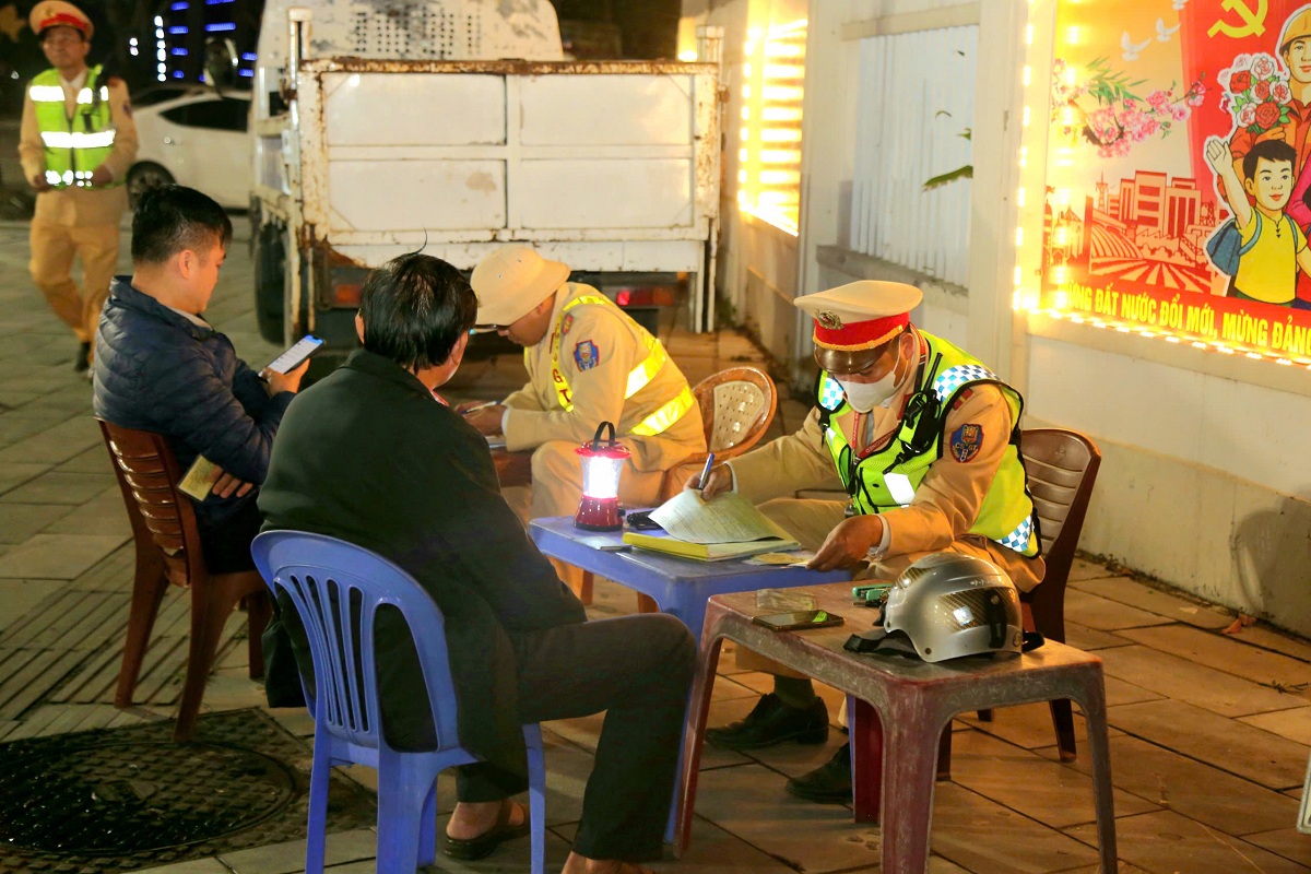 Việc triển khai đợt cao điểm nhằm chủ động phòng ngừa, ngăn chặn, phát hiện, xử lý kịp thời, hiệu quả tình trạng số đối tượng, nhất là thanh, thiếu niên có hành vi tụ tập gây rối trật tự công cộng, vi phạm pháp luật về trật tự an toàn giao thông