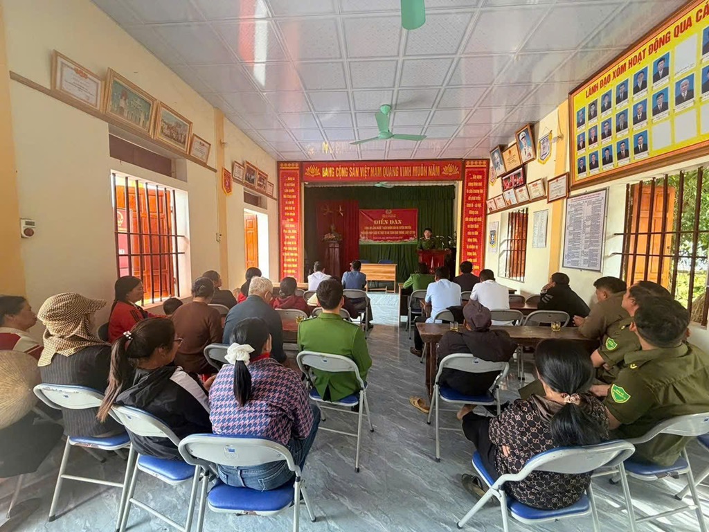 Công an xã Thần Lĩnh giải đáp ý kiến, kiến nghị của Nhân dân liên quan đến bảo đảm an ninh trật tự