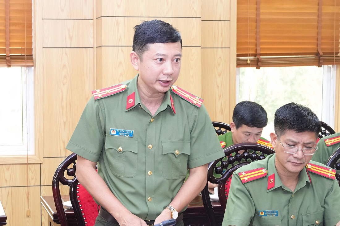 Đồng chí Thượng tá Nguyễn Văn Đạo, Trưởng phòng Tham mưu phát biểu tại buổi lễ