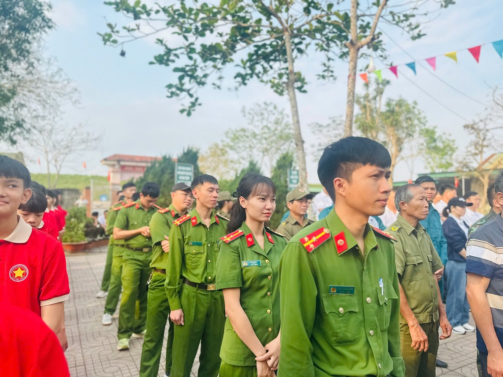 Lễ phát động “Ngày chạy Olympic vì sức khỏe toàn dân - Vì an ninh Tổ quốc” tại xã Đại Đồng