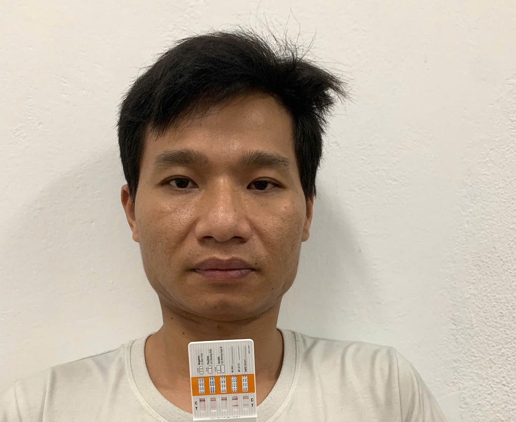 Công an phường Thành Vinh bắt giữ đối tượng tàng trữ trái phép chất ma túy