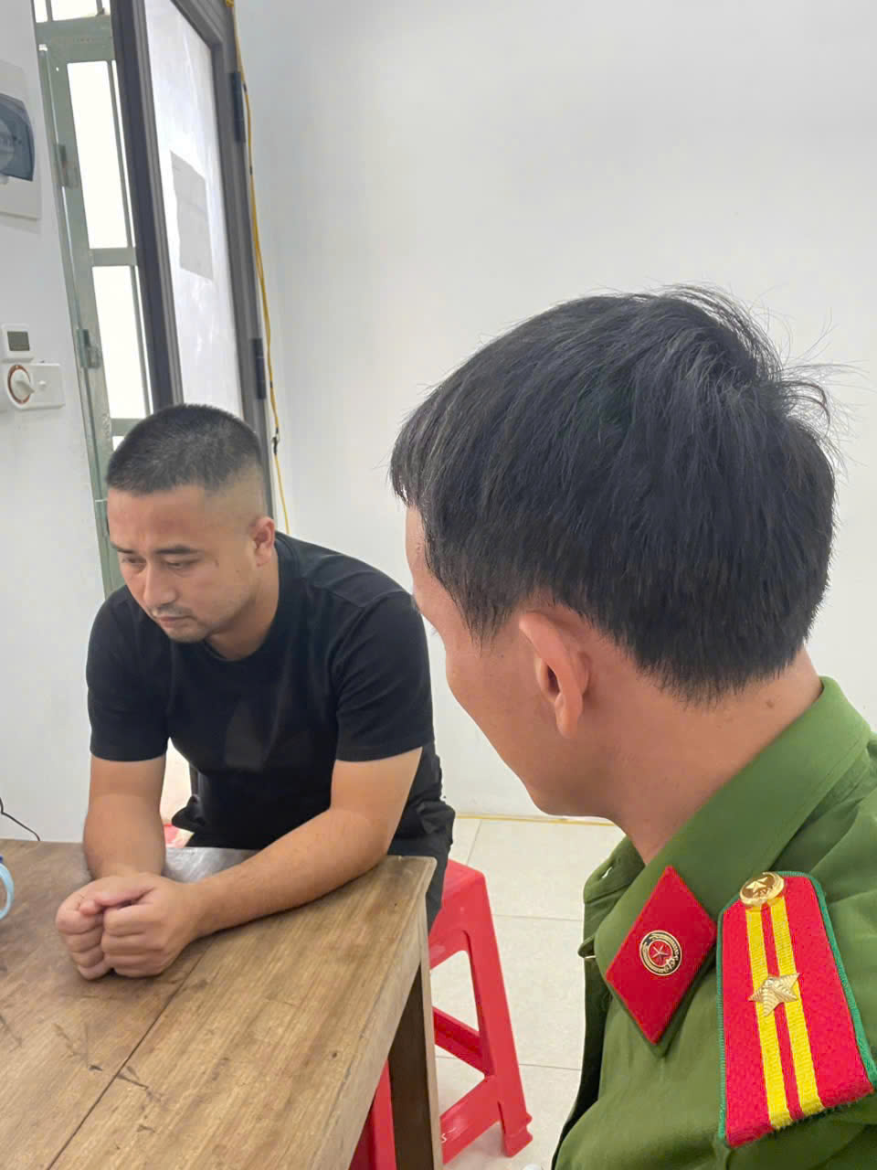 Bắt giữ đối tượng có hành vi đánh bạc trên không gian mạng