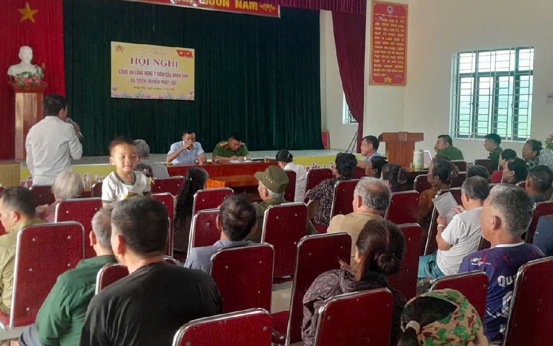 Công an xã Hùng Châu tổ chức Diễn đàn 