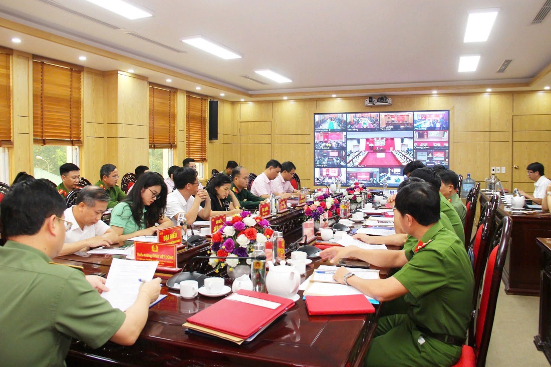 Tại điểm cầu Công an tỉnh Nghệ An