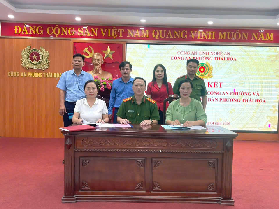 Công an phường Thái Hòa ký kết quy chế phối hợp với trường học