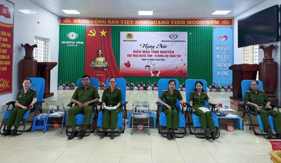 Công an xã Hưng Nguyên tổ chức Ngày hội hiến máu tình nguyện