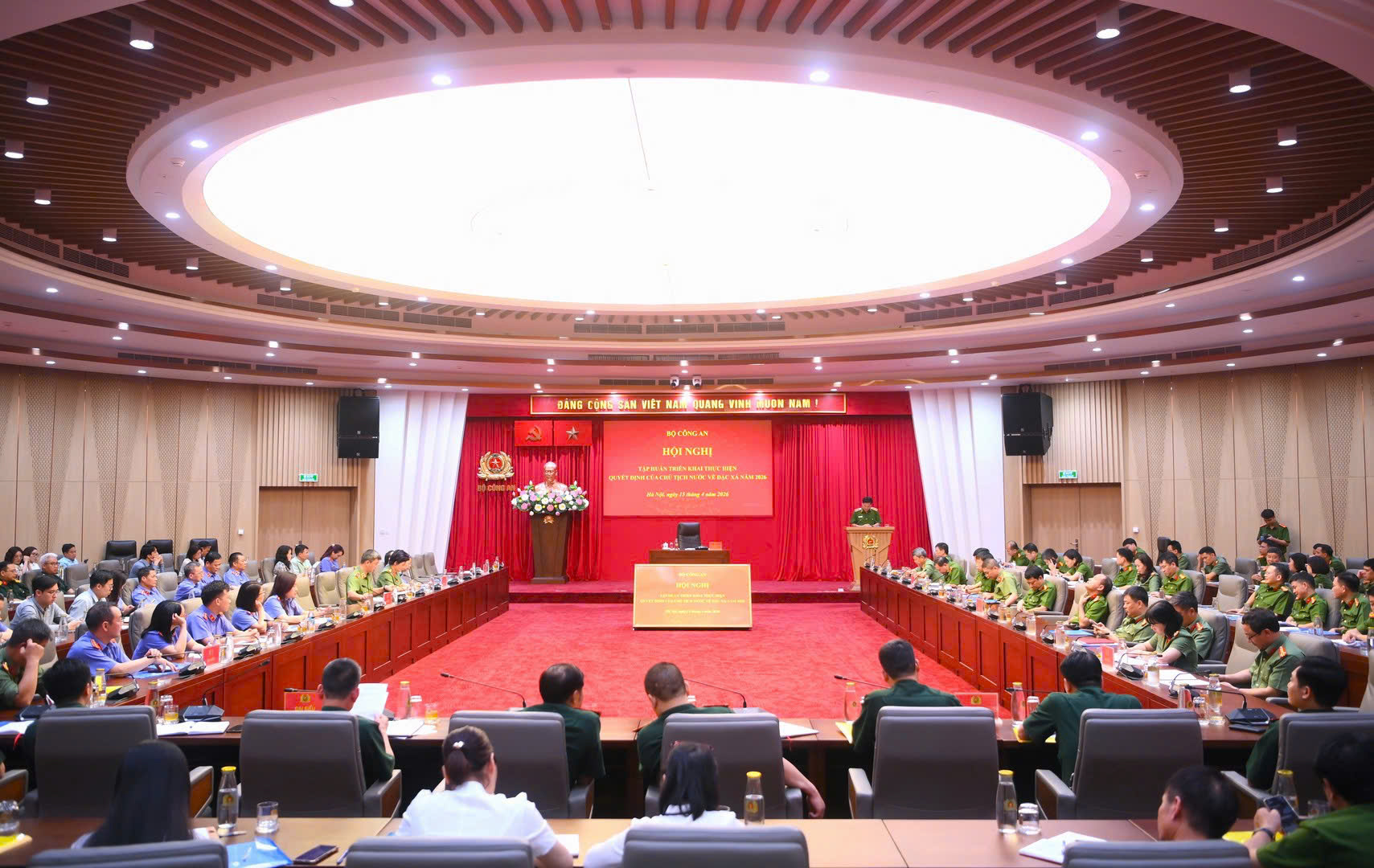 Toàn cảnh Hội nghị