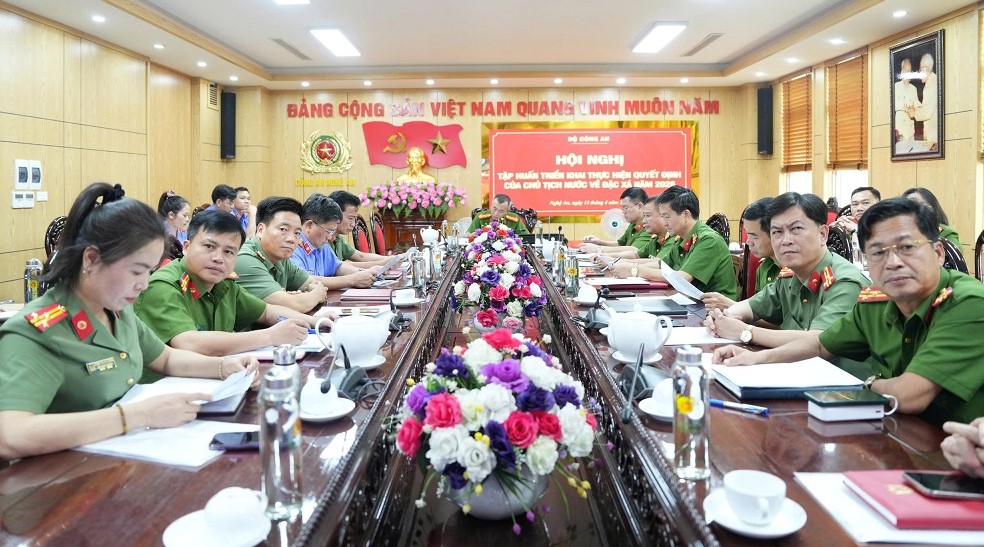 Tại điểm cầu Công an tỉnh Nghệ An