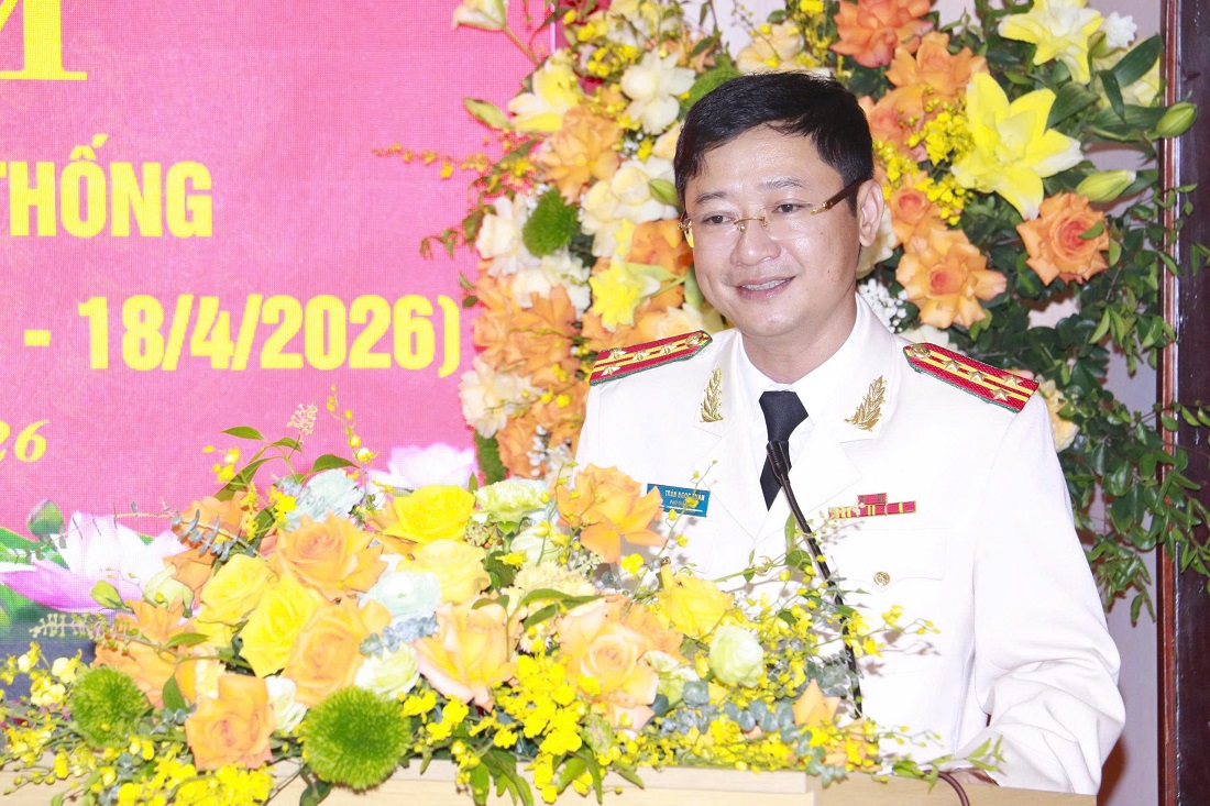 Đồng chí Đại tá Trần Ngọc Tuấn, Phó Giám đốc Công an tỉnh phát biểu