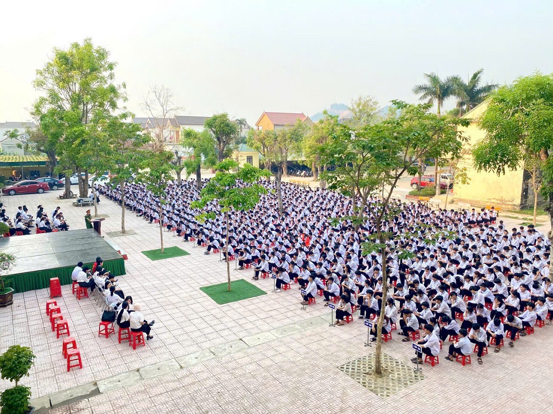 Buổi tuyên truyền thu hút đông đảo học sinh tham gia
