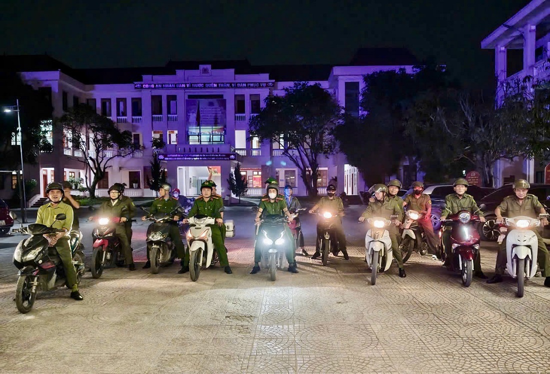 Tổ công tác thực hiện nhiệm vụ tuần tra, kiểm soát