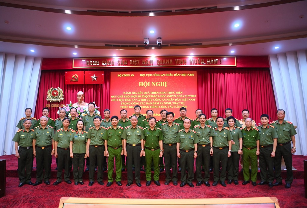 Các đại biểu dự Hội nghị.