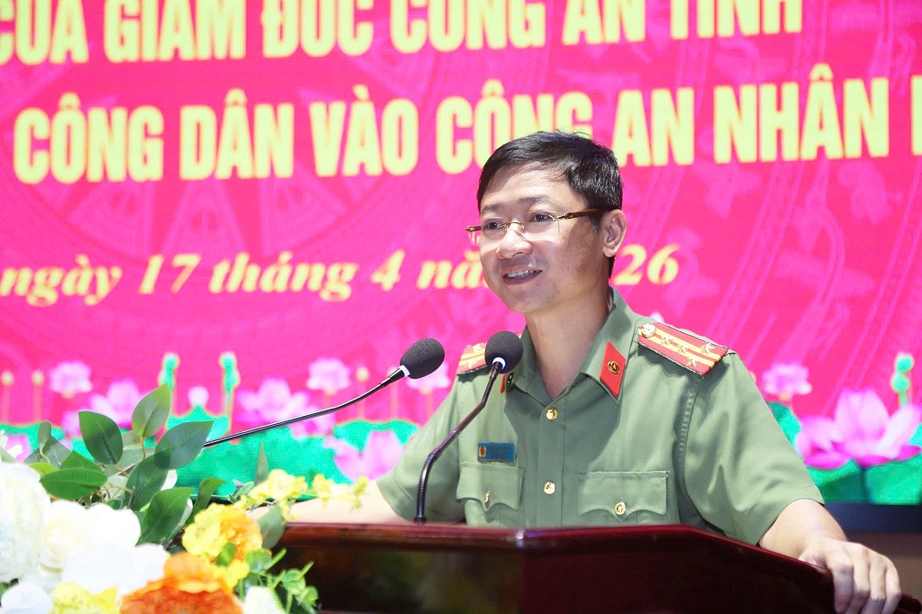 Đồng chí Đại tá Trần Ngọc Tuấn, Phó Giám đốc Công an tỉnh phát biểu chỉ đạo