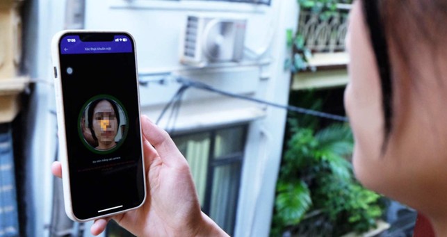 Kẻ gian thu thập hàng loạt hình ảnh của người dân để phục vụ cho mục đích lừa đảo giả mạo danh  tính bằng công nghệ AI (Ảnh sưu tầm)