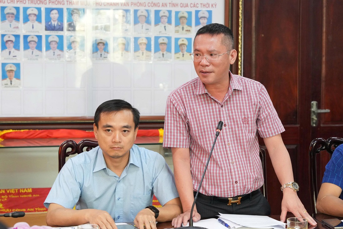 Đại diện Lãnh đạo phường Vinh Phú phát biểu