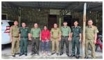 Công an xã Mường Xén nhanh chóng hỗ trợ người phụ nữ quốc tịch Lào đi lạc trở về quê an toàn