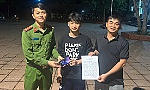 Công an xã Nghĩa Khánh trao trả tài sản cho người đánh rơi