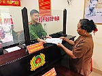 Công an xã Nậm Cắn đẩy mạnh thu nhận định danh điện tử và căn cước cho người dân