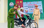 Công an xã Bích Hào tuyên truyền, phổ biến giáo dục pháp luật vè ATGT, PCCC và phòng, chống đuối nước tại Trường THPT Đặng Thai Mai