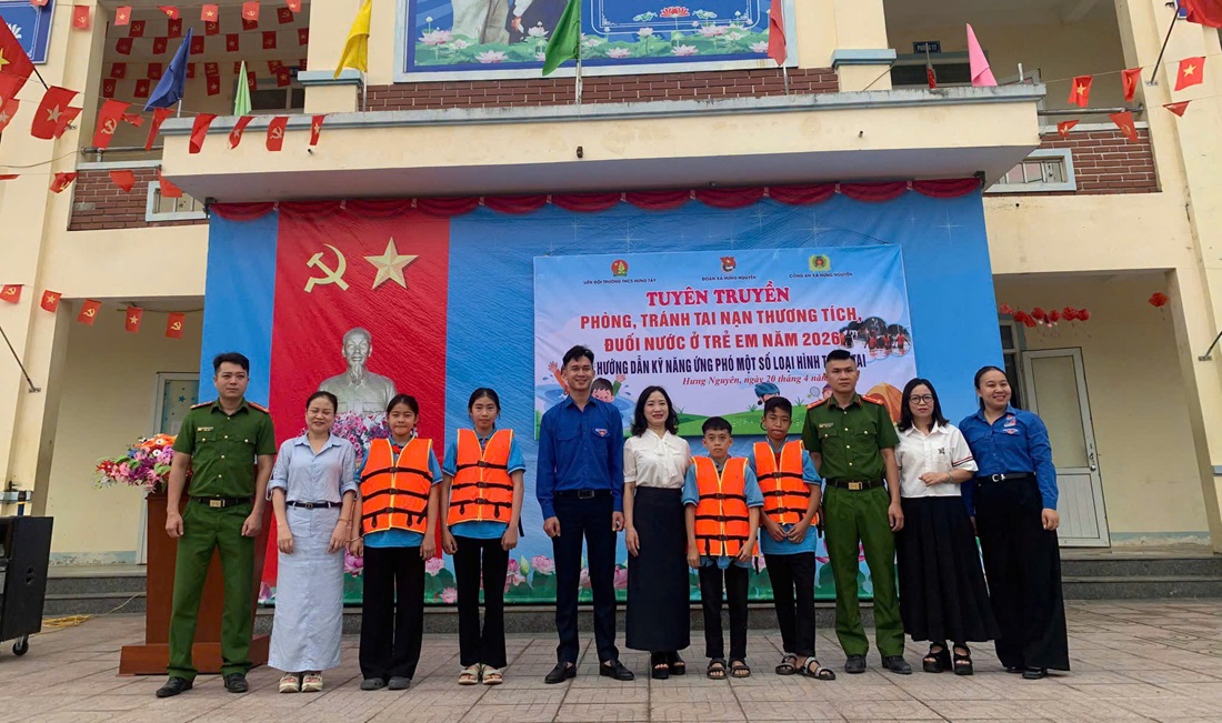 Công an xã Hưng Nguyên tuyên truyền phòng chống đuối nước và tai nạn thương tích