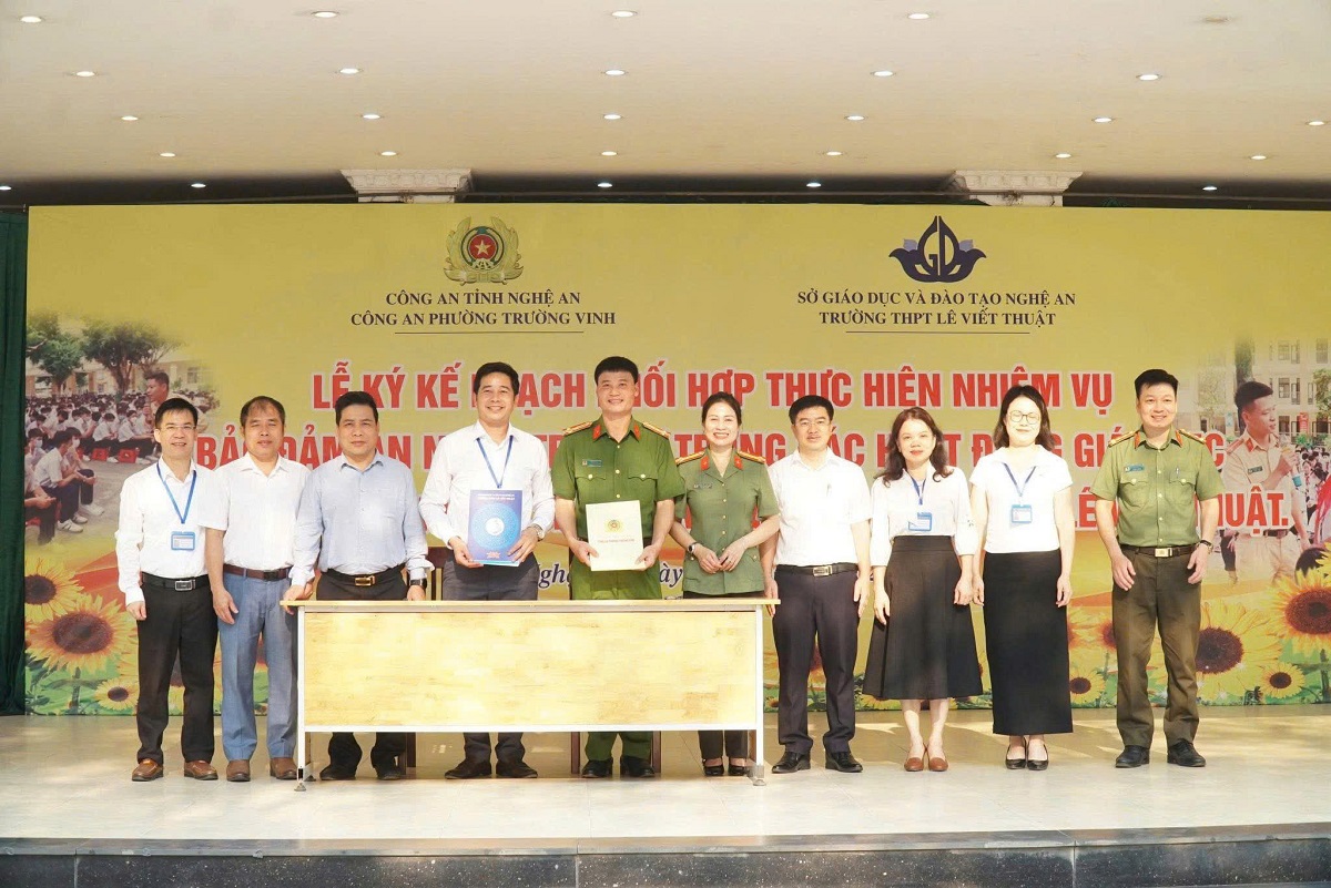Lễ ký kết 