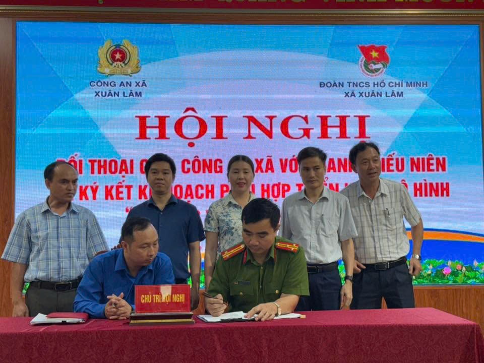 Ký kết chương trình phối hợp
