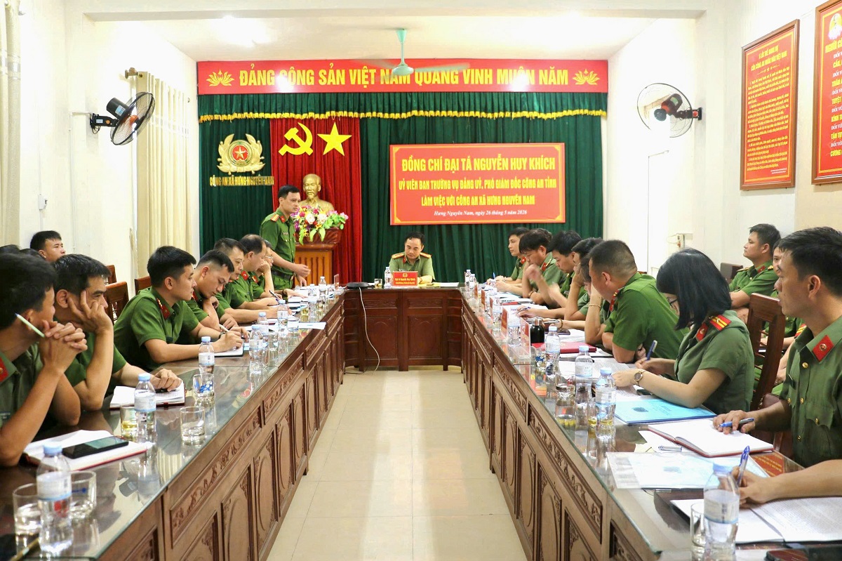 Toàn cảnh buổi làm việc