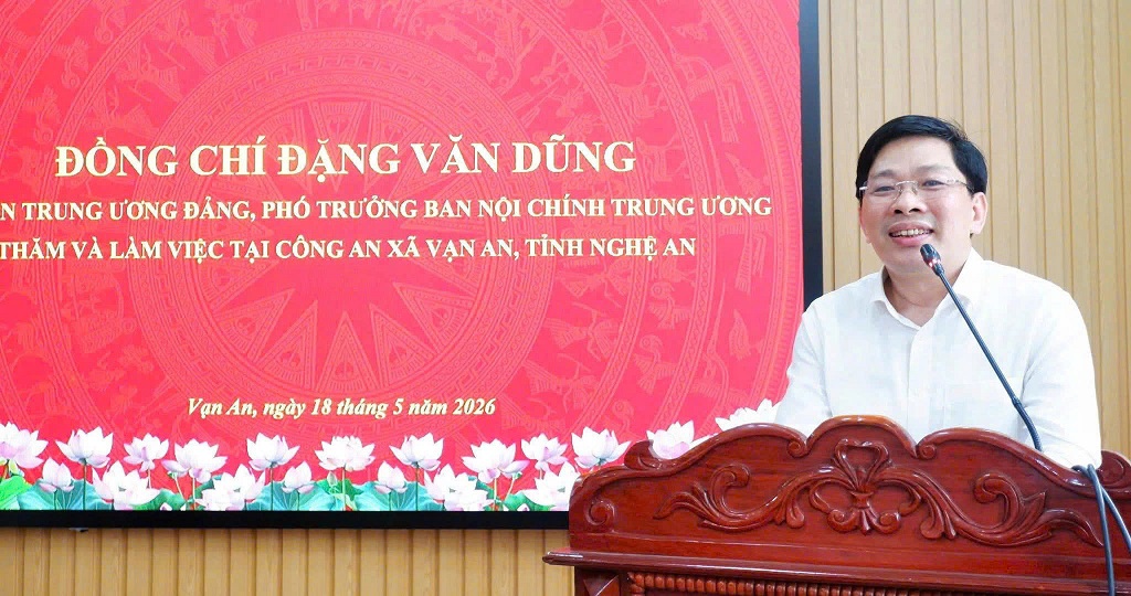 Đồng chí Đặng Văn Dũng – Ủy viên Ban Chấp hành Trung ương Đảng, Phó Trưởng Ban Nội chính Trung ương phát biểu