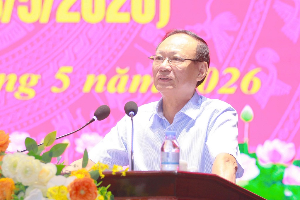 Đồng chí Đại tá Nguyễn Khắc Hiếu, nguyên Trưởng phòng Công tác chính trị phát biểu tại buổi lễ