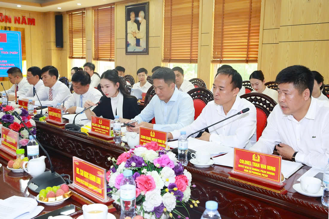 Đại biểu tỉnh Nghệ An và Công an tỉnh