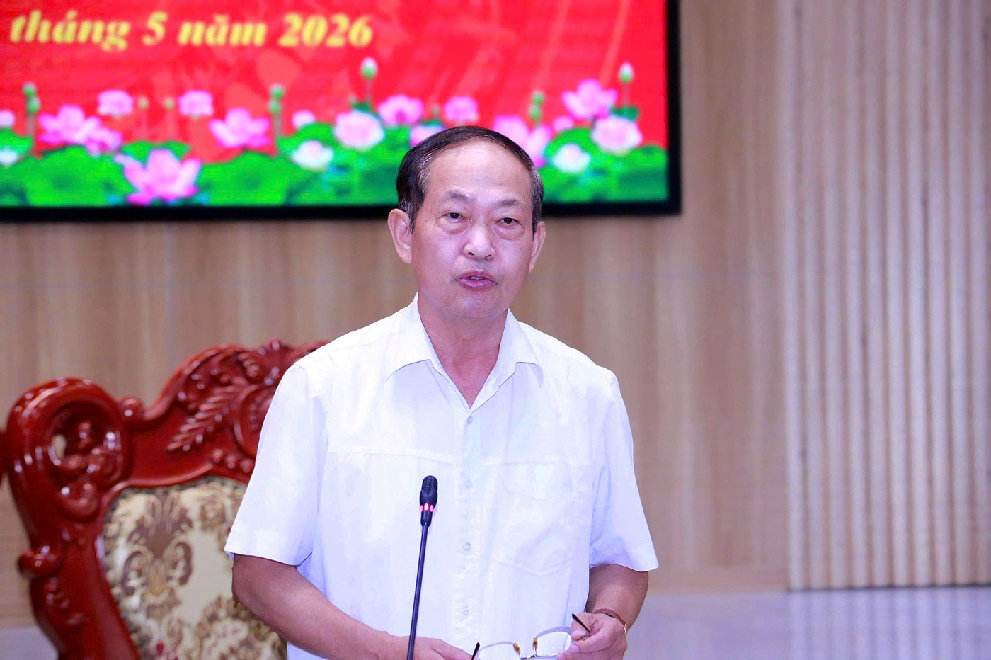 Đồng chí Đại tá Nguyễn Tiến Dần, Chủ tịch Hội Cựu CAND tỉnh phát biểu tại Hội nghị