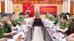 Đồng chí Đại tá Nguyễn Huy Khích, Phó Giám đốc Công an tỉnh làm việc với Công an xã Đô Lương