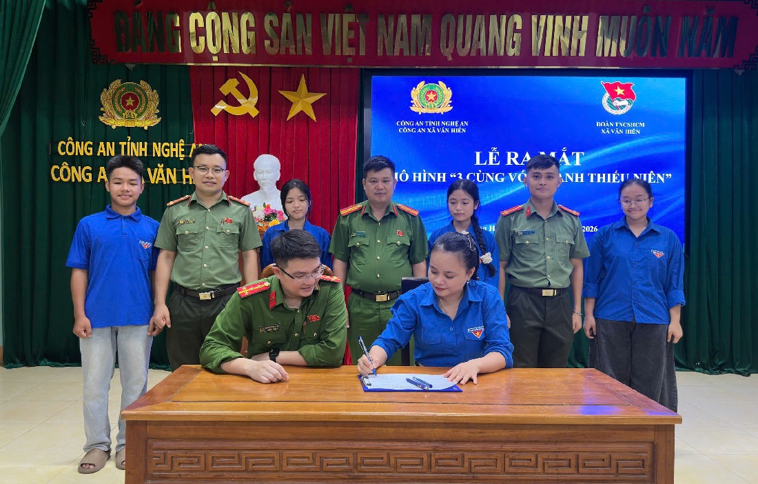 Ra mắt mô hình 