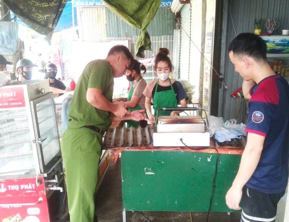 Lực lượng chức năng khuyến cáo cơ sở sản xuất, chế biến, kinh doanh thực phẩm cần nghiêm túc chấp hành quy định của pháp luật về an toàn thực phẩm