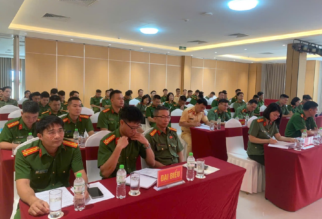  Đại biểu tham dự chương trình