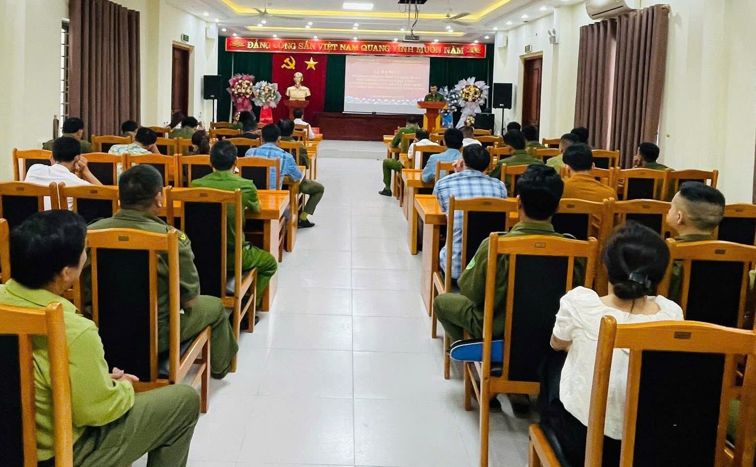 Toàn cảnh buổi lễ 