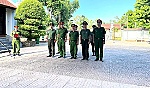 Công an xã Hưng Nguyên dâng hoa, dâng hương tại Nhà tưởng niệm Bộ trưởng Trần Quốc Hoàn