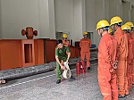 Bồi dưỡng nghiệp vụ PCCC và CNCH tại Nhà máy Thủy điện Khe Bố