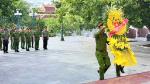 Công an xã Quỳnh Tam dâng hoa, dâng hương tưởng niệm anh hùng liệt sĩ