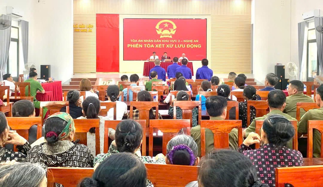 Xã Hải Lộc tổ chức phiên tòa xét xử lưu động 04 vụ án hình sự về ma túy