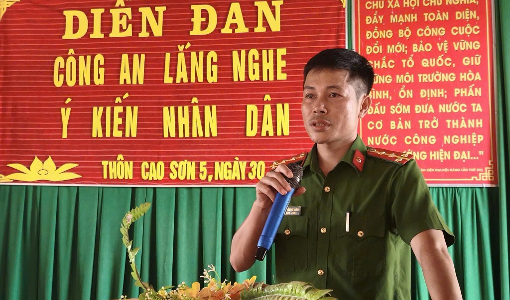 Tổ chức diễn đàn 