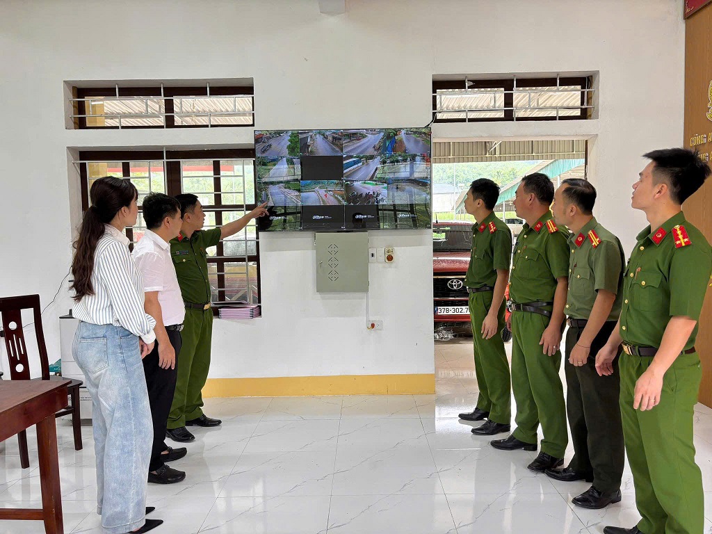 Công an xã Châu Lộc ra mắt mô hình Camera giám sát an ninh, trật tự