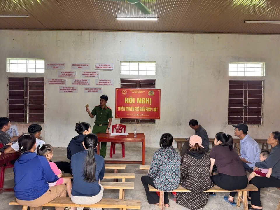Công an xã Bình Minh đẩy mạnh tuyên truyền, phổ biến pháp luật