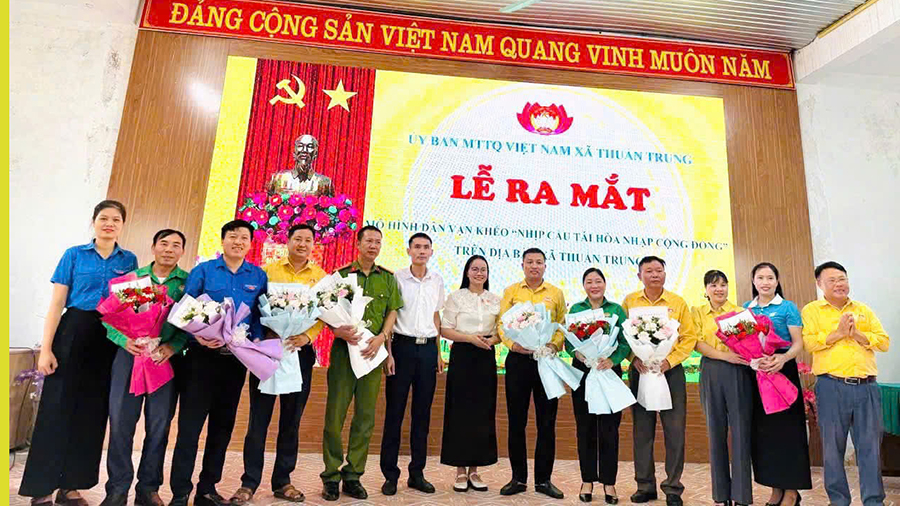 Phối hợp ra mắt mô hình 