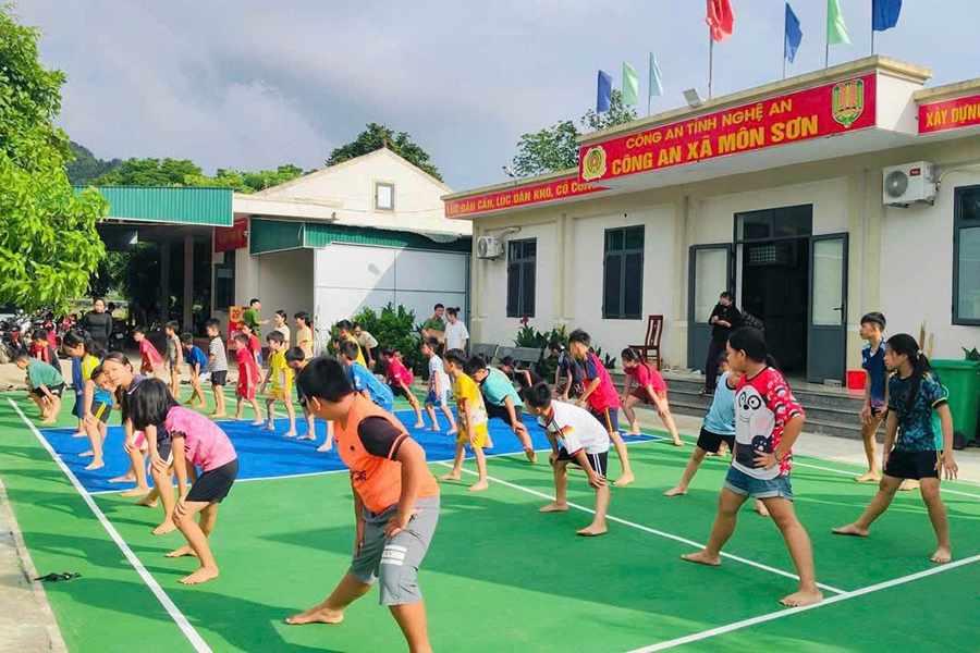 Trang bị kỹ năng phòng, chống đuối nước cho học sinh