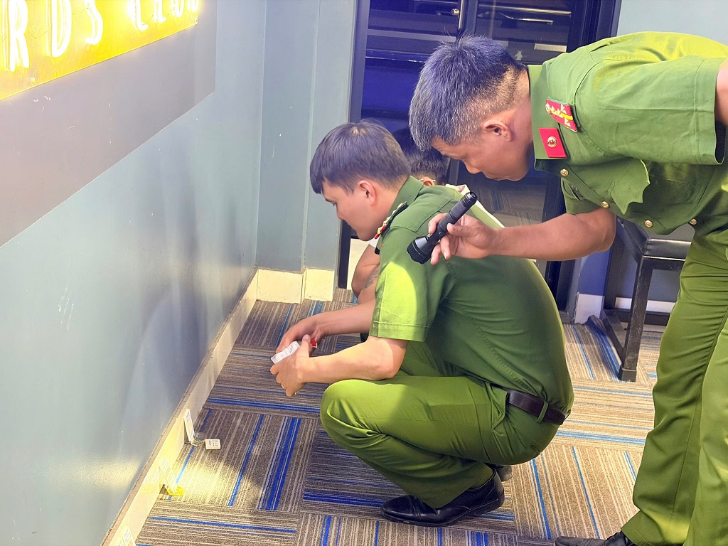 Công an xã Quỳnh Phú tăng cường kiểm tra cơ sở kinh doanh