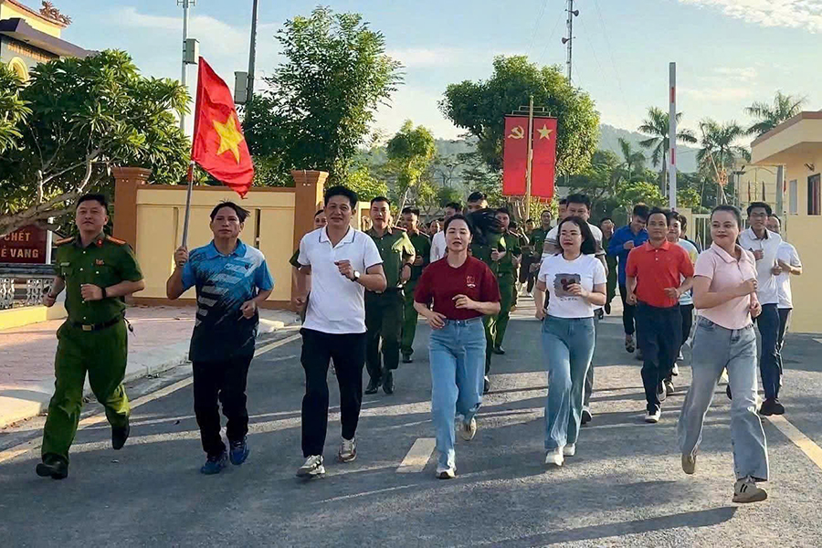 Tổ chức mít tinh hưởng ứng Tháng hành động phòng, chống ma túy